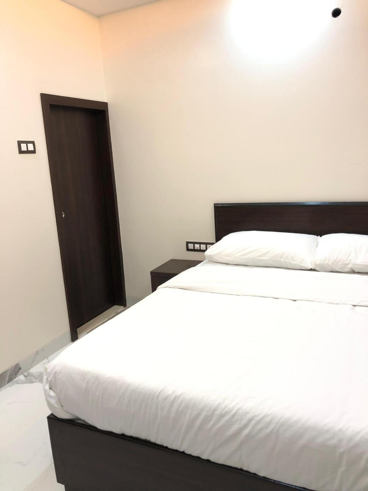 Sameena Guest House Panchgani Εξωτερικό φωτογραφία